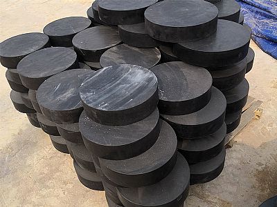 宿豫区板式橡胶支座由若干层橡胶片与薄钢板经加压硫化